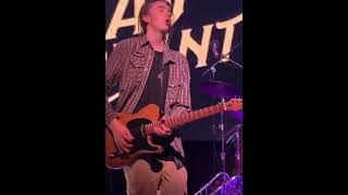 Taj Farrant  Arcada Theater illinois 102525 Purple rain Amazing cover [upl. by Edmon]