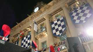 Tamborrada 2019 Izada bandera Marcha de San Sebastián Donostia [upl. by Aymahs]