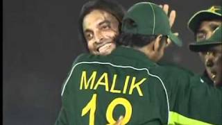 Shoaib Akhtar on hattrick vs India [upl. by Wappes]