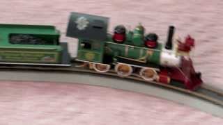 Thomas Kinkades Christmas Express Train Set [upl. by Odranoel480]