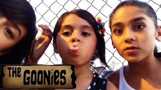 DriveIn Movie Night  VLOG IT  GEM Sisters [upl. by Ainud233]