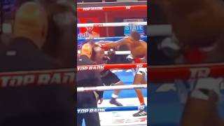 SloMo Delante Johnson unloads on the inside with a left and a hard right vs Madrid boxing boxeo [upl. by Chavey]