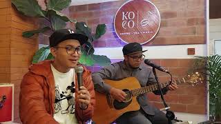 Freestyle — So Slow cover by Timmy Go and Rescher Kim Galinato of The Sugarpaps at KoCo Cafe [upl. by Irvine]