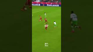 When Robert Lewandowski Did This 😱 lewandowski [upl. by Ynnol]