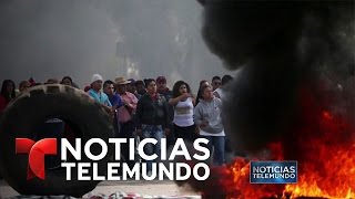 Más protestas y vandalismos en México por el quotgasolinazoquot  Noticiero  Noticias Telemundo [upl. by Eyla]