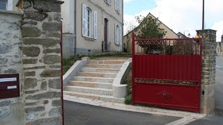 Rénovation maison bourgeoise cour brise vue escalier et portail [upl. by Ioves]