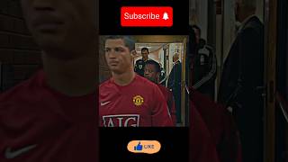 Menina de vermelho meninadevermelho cristianoronaldo shorts shortsyoutube [upl. by Ahserb]