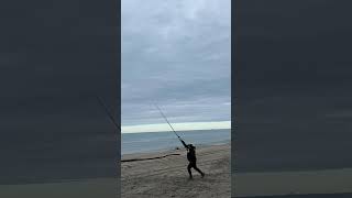 Surfcasting invernale spigole e off Road wrangler v8 tj spigola fishing pesca rubicon [upl. by Nylknarf697]