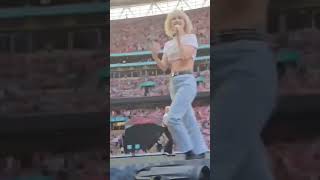 Taylor Swift performing at Wembley Stadium on 17th August 2024 taylorswiftwembleystadiummusic [upl. by Crompton]