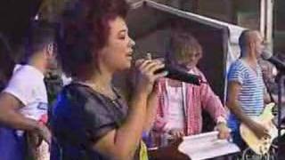 Sneaky Sound System  UFO Live on Video Hits [upl. by Pasadis]