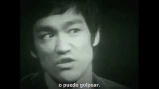 Be water my friend  Su ol dostum  Bruce Lee [upl. by Cousin24]