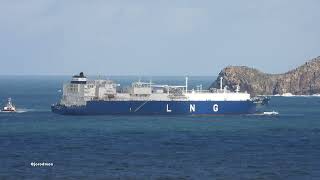 LNG Tanker CLEAN HORIZON entering Ferrol bay 4K [upl. by Bonnie]