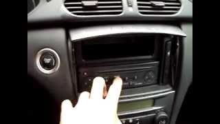 Wprowadzenie kodu do radia w autach marki Renault  How to introduce a code to Renaults radio [upl. by Carmelina278]