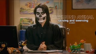 richmond avenal serving and swerving  the it crowd 20062010  noel fielding [upl. by Cohe]