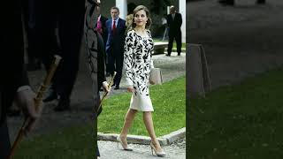 Queen Letizia infantasofía queenletiziaofspain queenletiziaoutfit fashion [upl. by Ahsino280]