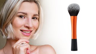 Real Technique Powder Brush Review  Demonstration and How to Use it properly [upl. by Ward335]