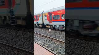 10106 Sindhudurg Express high Speed passing sawantwadi road Diva junction friends highspeedtrain [upl. by Rahman]