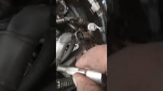 2007 Toyota sienna alternator replacement [upl. by Ethel]