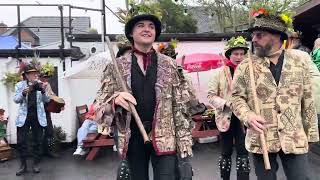 Leominster Morris dance at the Kings Arms [upl. by Gunar620]