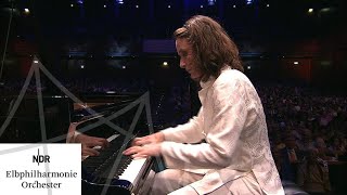 Schumann Klavierkonzert  Hélène Grimaud  Thomas Hengelbrock  NDR Elbphilharmonie Orchester [upl. by Eilis]