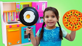 Ellie Pretend Play Cooking Food on Kitchen Toys  Funny Food Toys Story Video for Kids [upl. by Bergmans]