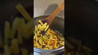 Gjelle me patate dhe mashurka gatime food cooking [upl. by Harvie]