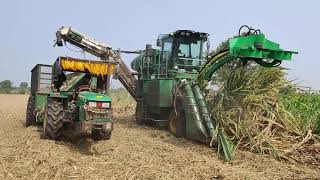 john jeere harvester sugarcane harvesting how to cut sugarcane ऊस कापणी यंत्र [upl. by Avon409]