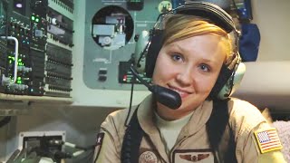 Interview with a Female Loadmaster – USAF C17 Globemaster III [upl. by Ibba259]