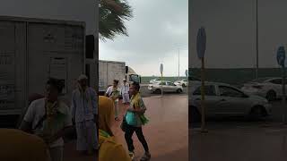 Angin kencang di depan Toko Ali Murah Jeddah [upl. by Schellens]