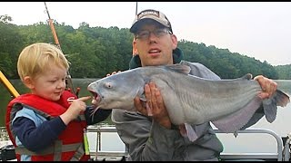 How to catch catfish in a lake  Catfishing tips and techniques [upl. by Ankney]