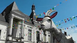 Foire aux Fromages Sainte Maure de Touraine 6 et 7 juin 2015 [upl. by Ssalguod245]