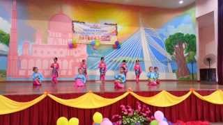 Juara Tarian Rampai Tradisional Prasekolah Putrajaya [upl. by Paule]