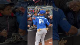 Emilio Bonifacio en el cita field aguilas vs Licey beisbol [upl. by Annetta]