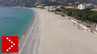 Il drone sorvola Spotorno spiagge chiuse e deserte [upl. by Nahtanhoj572]