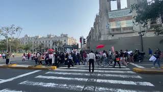 LO ÚLTIMO EN LA PLAZA SAN MARTIN  LIMA [upl. by Lonee632]