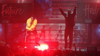 Drake  quotJumpmanquot w Future quotGyalchesterquot amp quotPortlandquot w Quavo at The Forum 2017 [upl. by Wilcox]