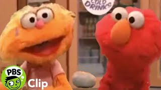 Sesame Street  Elmo tells Zoe that Rocco is just a rock  PBS Kids [upl. by Blodgett226]