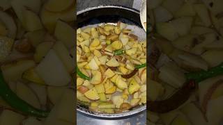 Aloo fry mini vlogcookingminivlogfoodielifestyletrendingfoodviralAashiquiOfficialz4hyt [upl. by Nauqad555]