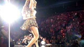 Beyonce quot Irreplaceablequot  O2 Arena London [upl. by Hakon]