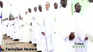 Twinjiye iwawe by Chorale rendons grace au seigneur Cavm busogo campus [upl. by Hacker]