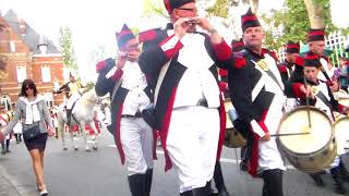 Lundi de Pentecôte Sainte Rolende 2018 10 Gerpinnes rentrée solenelle la compagnie de Tarcienne [upl. by Ailemrac]