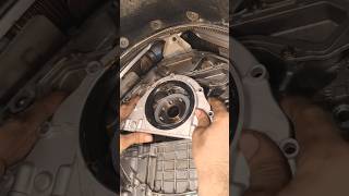 install new rear engine oil seal تبدیل صوفه مكينه خلفيautomobileاكسبلورshortvideoميكانيكtrick [upl. by Aihsemot216]