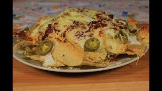 NACHOS CON GUACAMOLE Y QUESO [upl. by Qulllon]