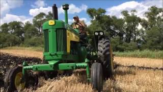 John Deere R 630 830 and Farmall Super M Plowing [upl. by Hahnert641]