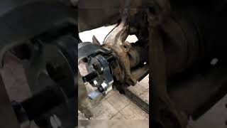 Awesome tool for wheel bearing automotive tips tricks mechanictools powertools tools [upl. by Lorie]