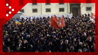 Pisa manifestazione in solidarietà dei giovani manganellati dalla polizia a corteo pro Palestina [upl. by Anyah]