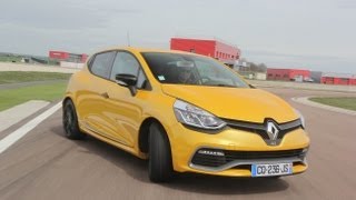 Renault Clio 4 RS essayé par Soheil Ayari [upl. by Lalitta]