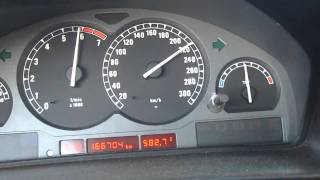 HD Acceleration BMW 850 i A E31 100257 kmh 4 speed 300HP slightly uphill 850i beschleunigung [upl. by Acirfa]