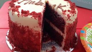 The Best RED VELVET CAKE in LONDONUK Moist amp Fluffy  Lolas Cupcakes [upl. by Laurent502]