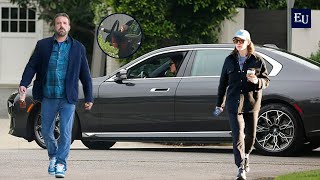 Jennifer Garner visits Ben Affleck amid Jennifer Lopez divorce rumors [upl. by Anaoy330]